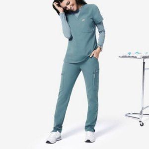 FIGS Scrub Set- HYDROGREEN Casma in M, Zamora Joggers HIGH WAIST in M TALL